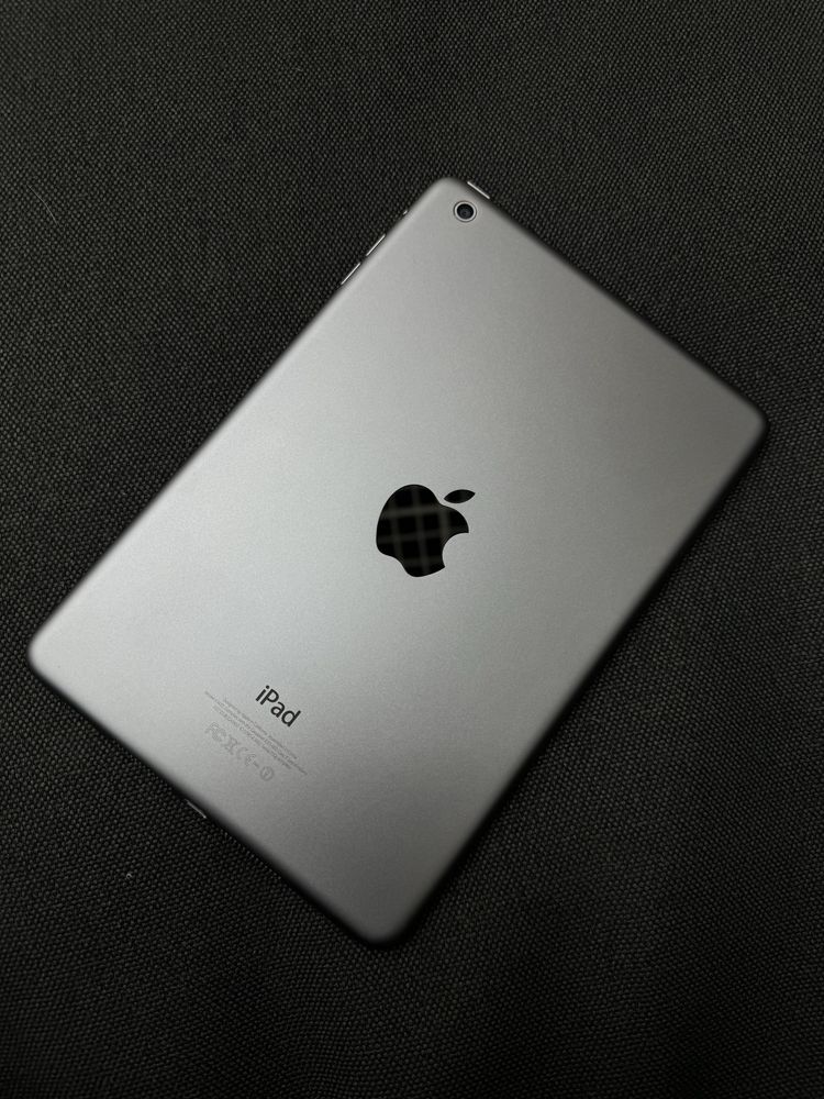 iPad mini 2 на деталі