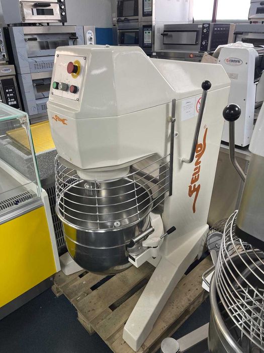 batedeira felino 60 litros com garantia