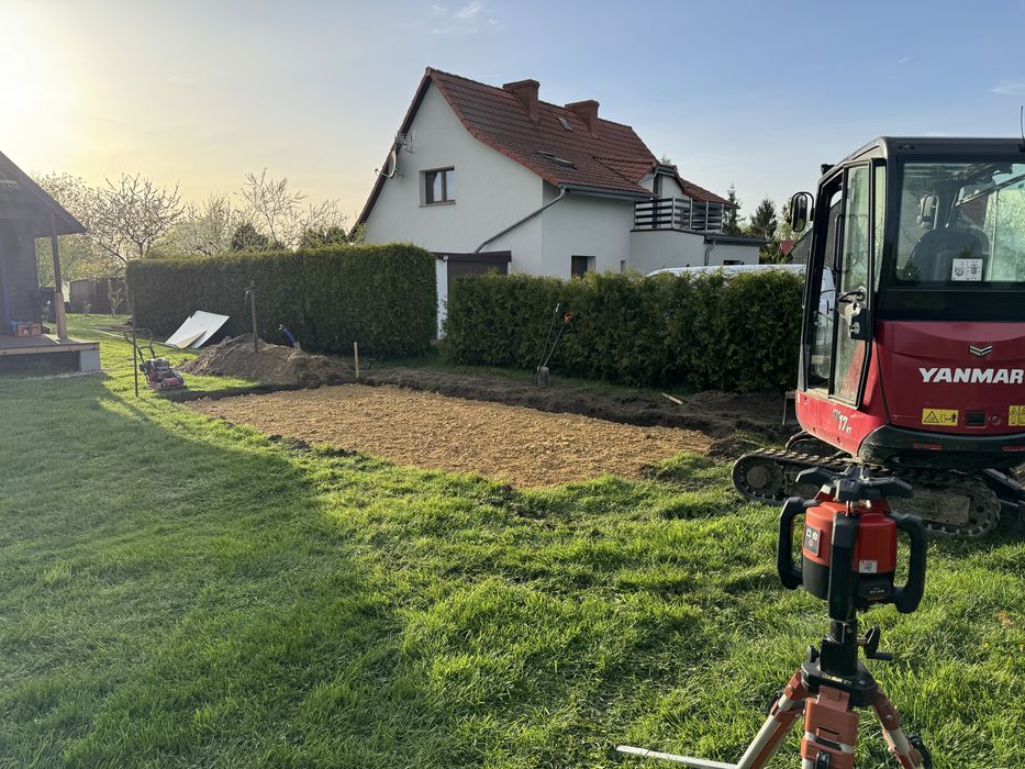 Płyty fundamentowe, wylewki pod garaże, wykopy, przyłącza, utwardzenia