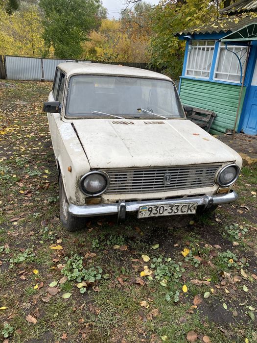 Продам ваз 2102.