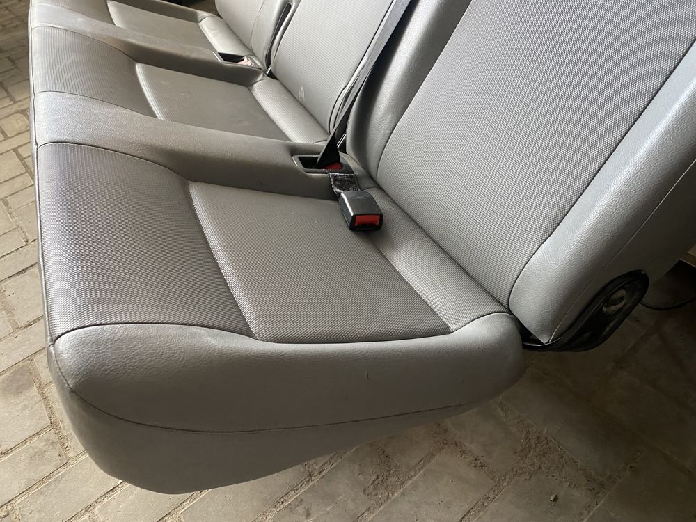 Сидіння диван 3 ряд + дубль + підлога VW T5