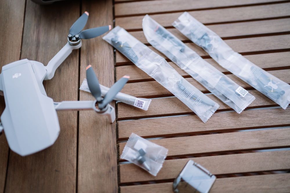 DJI Mini 2 Fly More Combo + Extras