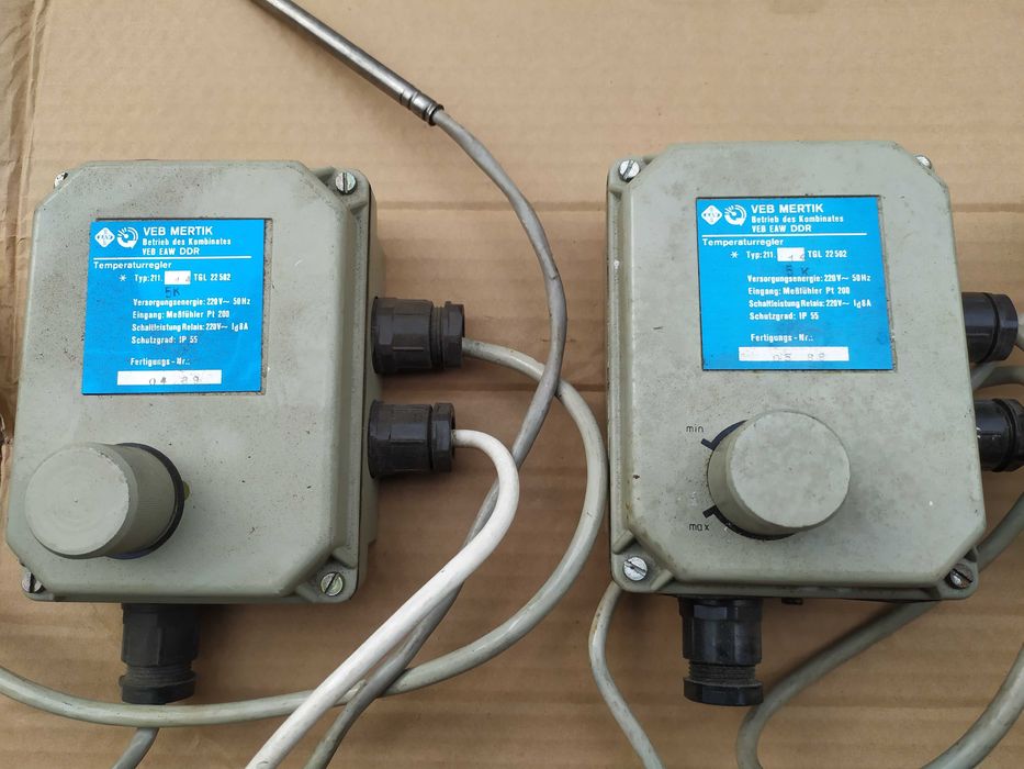 Одним лотом 3 немецких регулятора температуры Veb MERTIK Typ 211.54