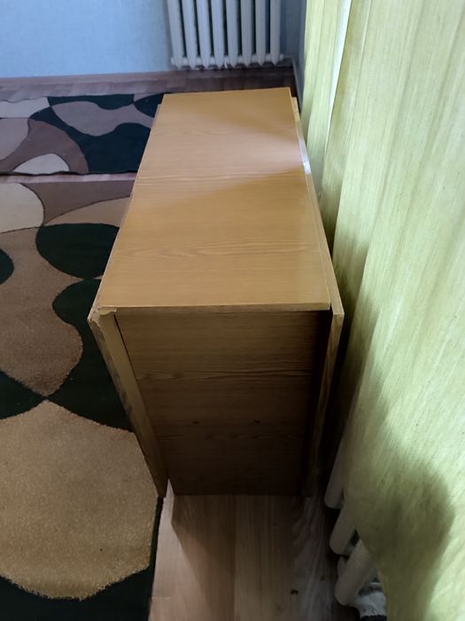 Стол книжка продам