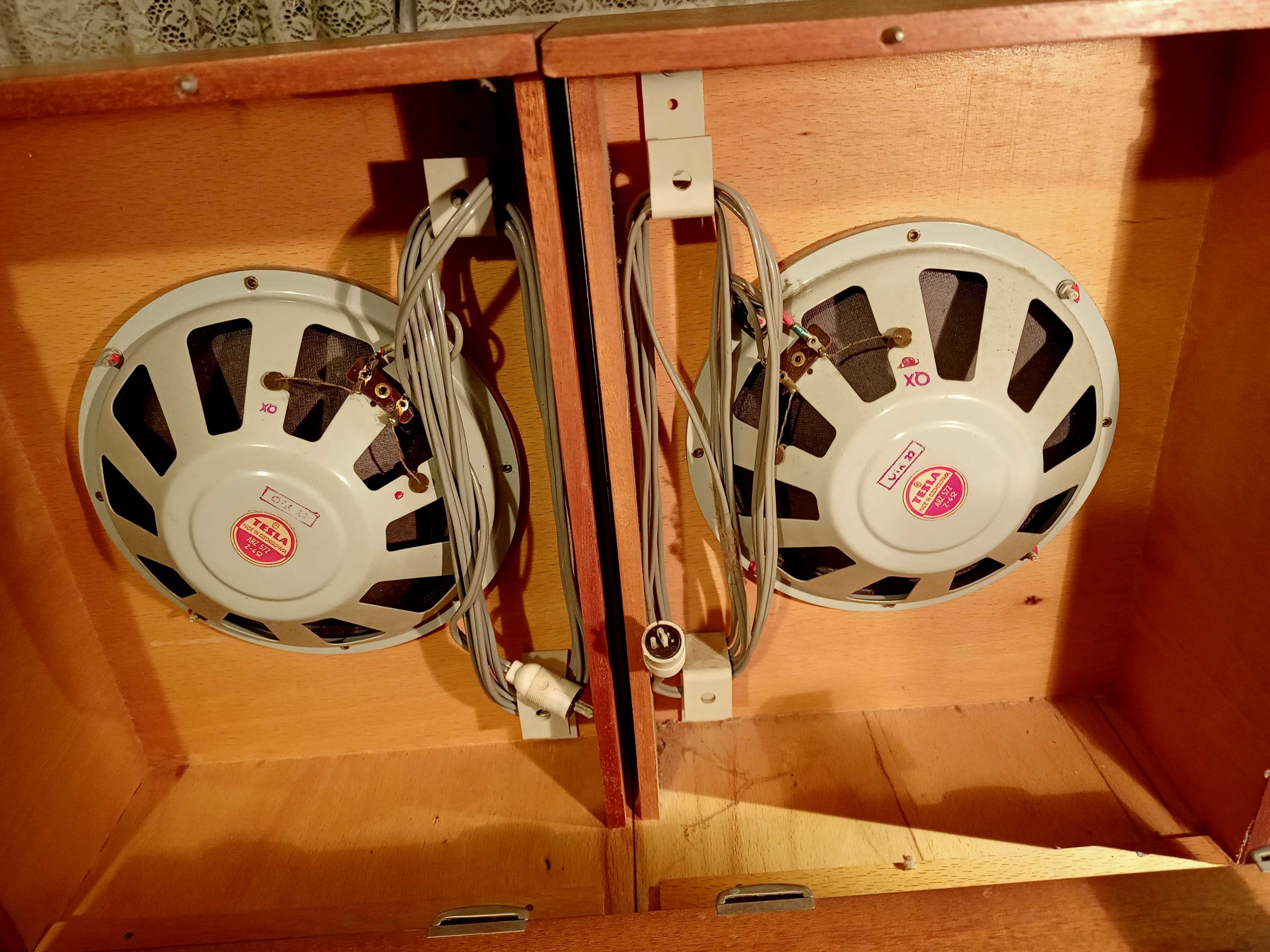 Gramofon  Tesla Supraphon GZC 110-1