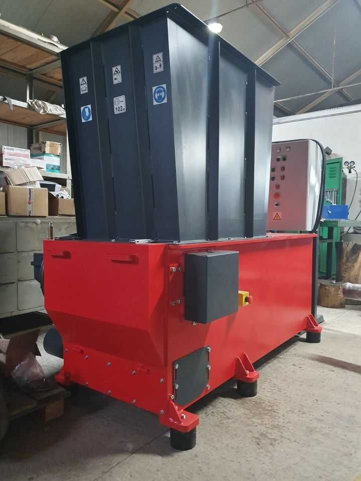 Rozdrabniacz Shredder Kruszarka Młyn 18,5 kW Wał 600 8% RABAT !