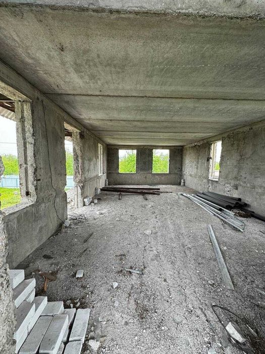 Будинок з земельною ділянкою 25 соток, біля Камянського, ТОРГ!