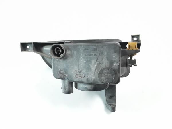 Farol nevoeiro frente esquerdo OPEL Zafira A (F75_)