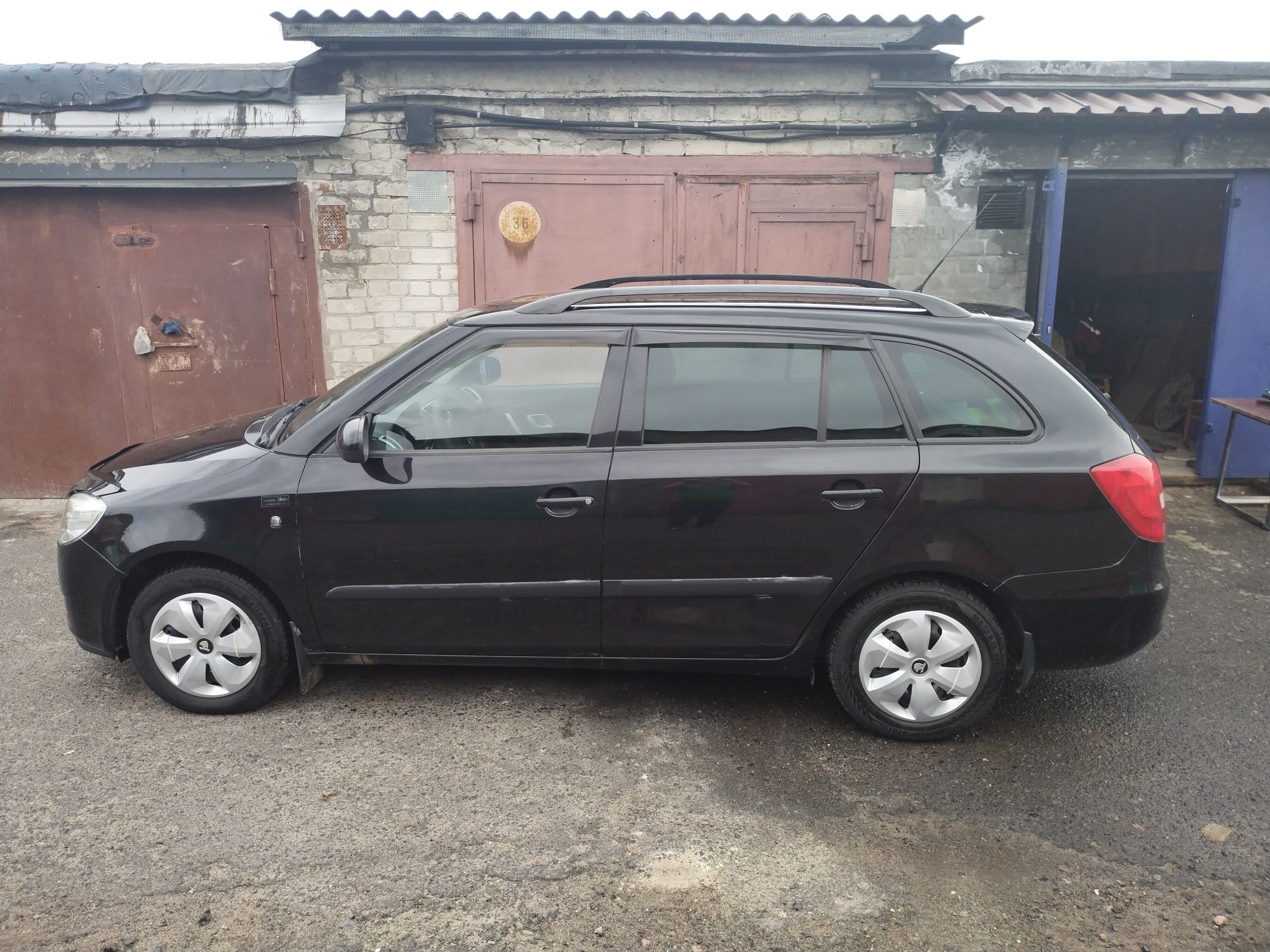 Продам Skoda fabia 2008 1,6  шкода фабіа  бензин