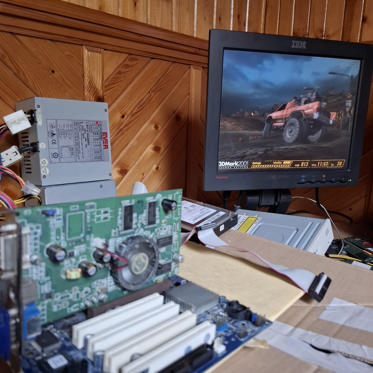 ATI Radeon 9600 Pro Sapphire Advantage  128mb AGP
