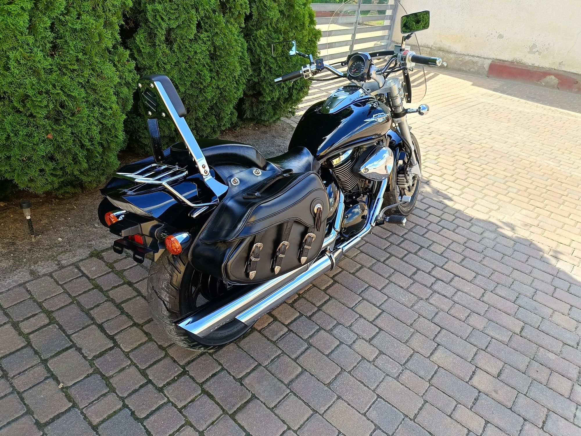 Suzuki Intruder VZ 800 tylko 7tys. km