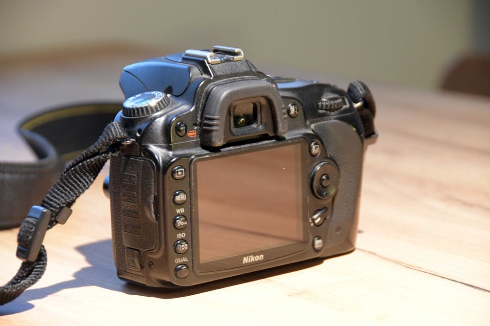 aparat lustrzanka Nikon D90 Body+ 2x aku [sprawny kompletny]