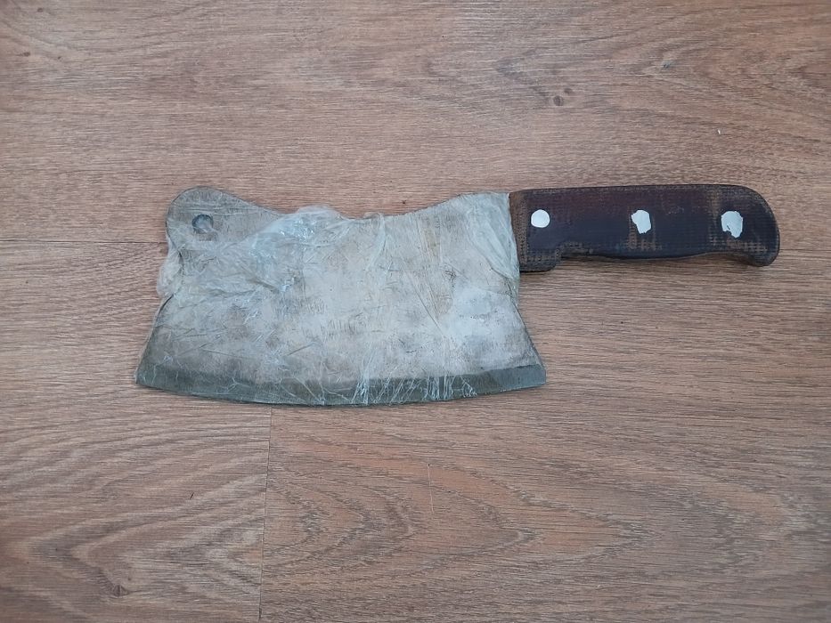 Стариный  топорик  ручной  работы.