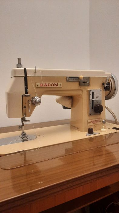 Maszyna łucznik 432 RADOM z szafką