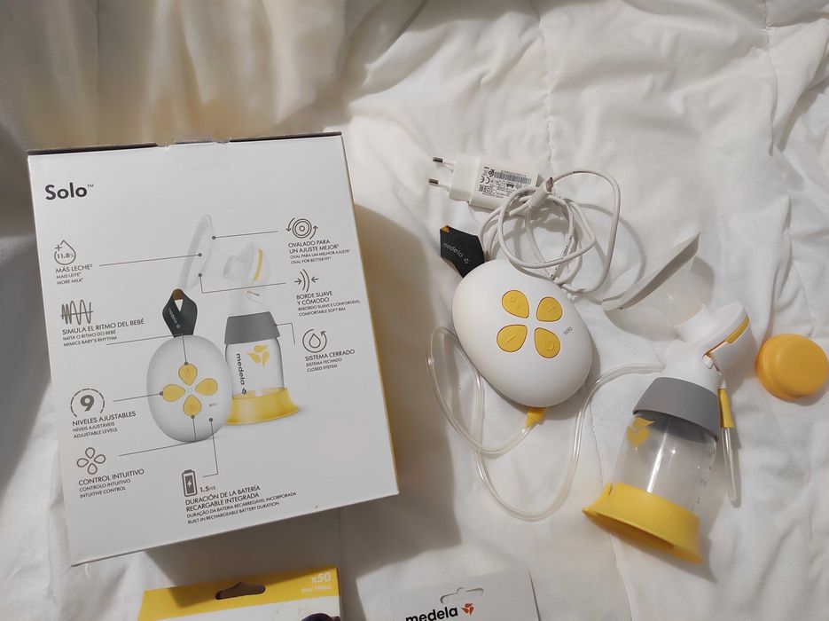 Bomba elétrica Medela Solo + Oferta 50 sacos + 2 chupetas