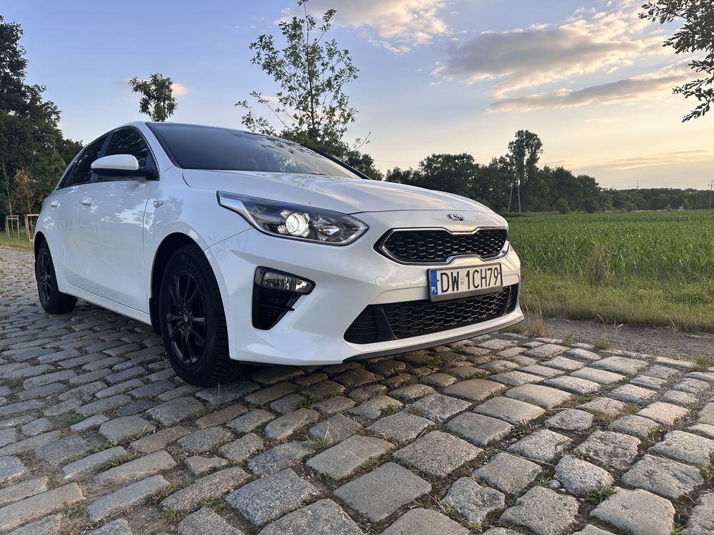Kia Ceed 1,4 M. 2019r