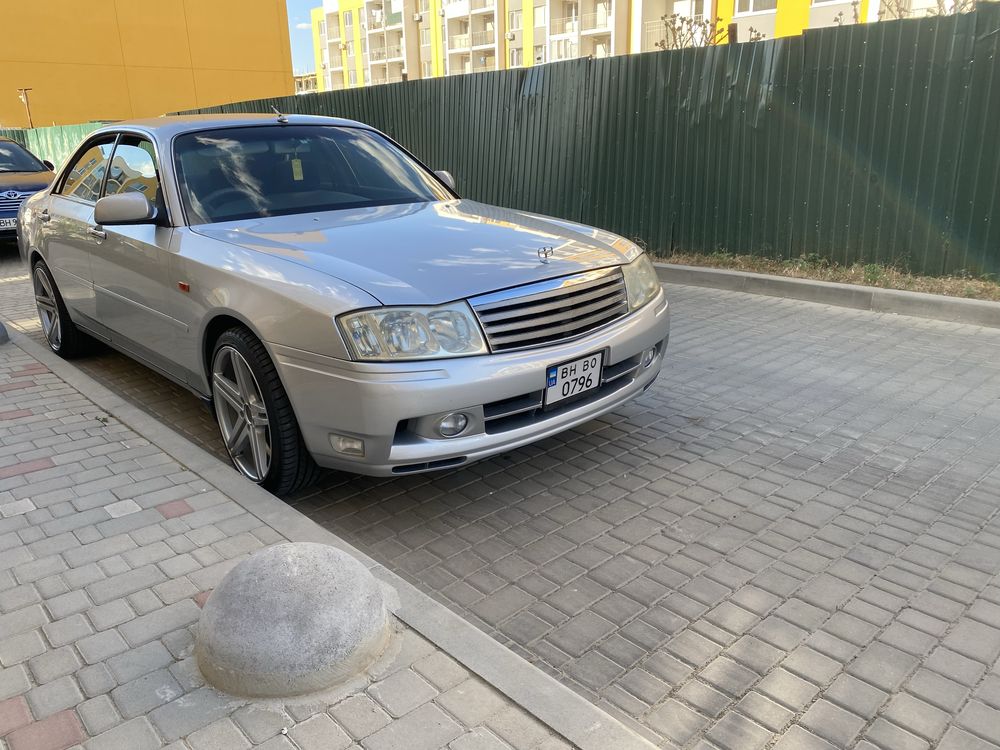 Nissan Gloria 2.5