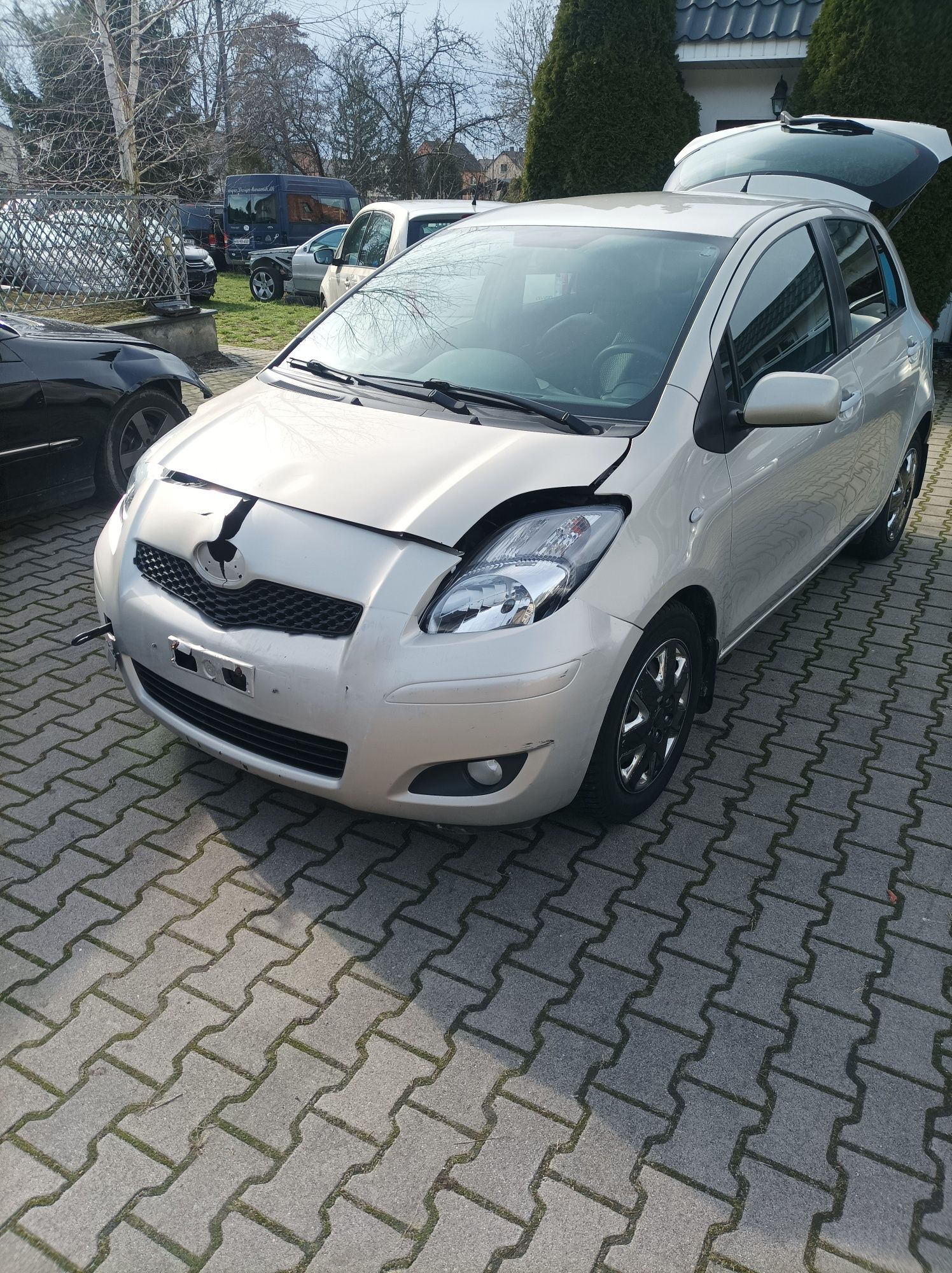 Toyota Yaris 1.4 D4D 2011 r 5 drzwi