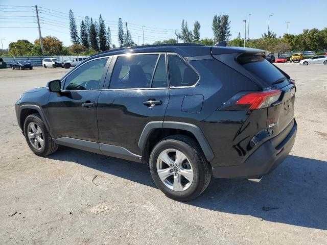 Toyota RAV4 XLE 2019