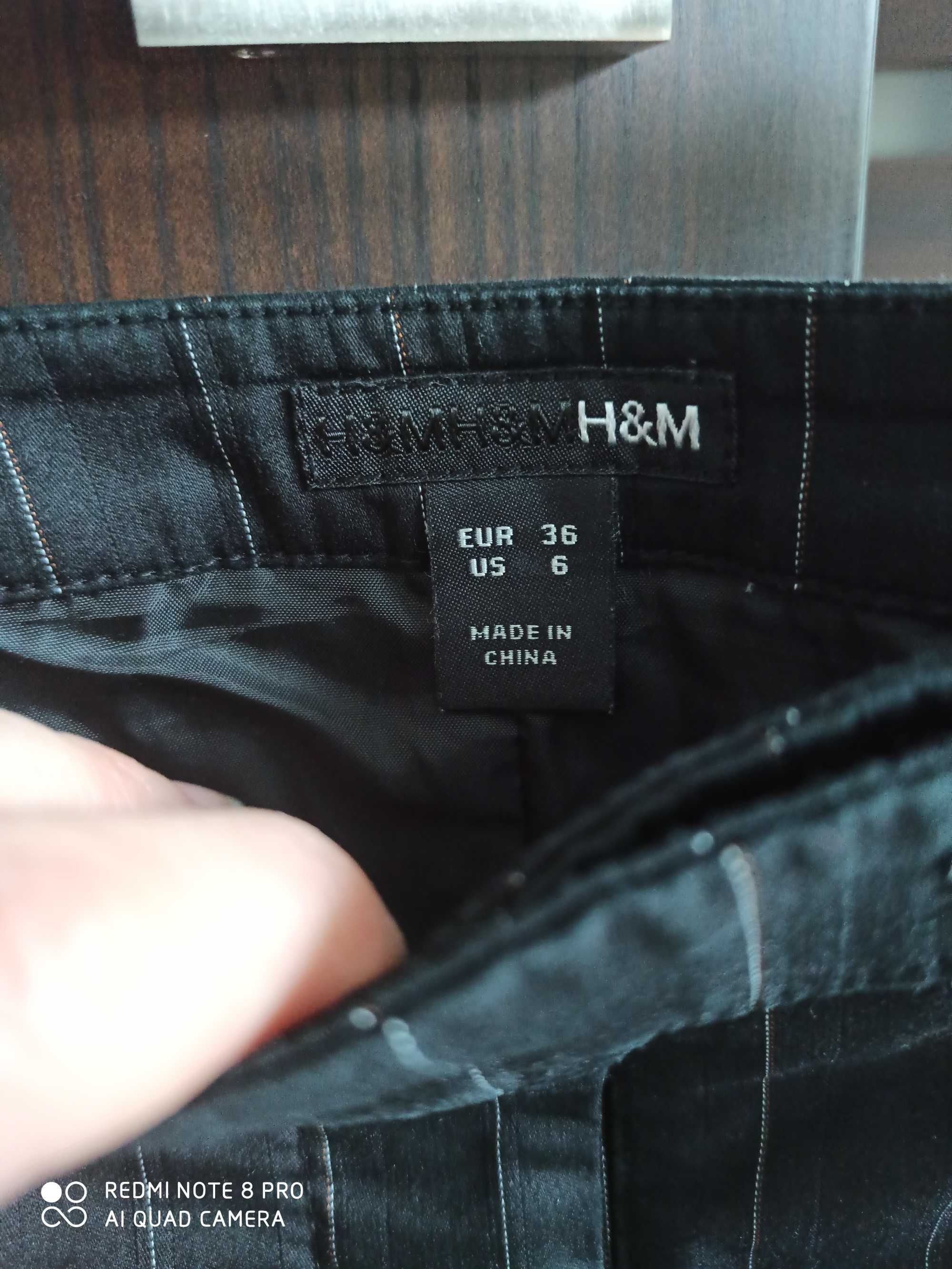 Spódnica H&M czarna w białe paski ołówkowa 36 S tuba tenisowy prążek