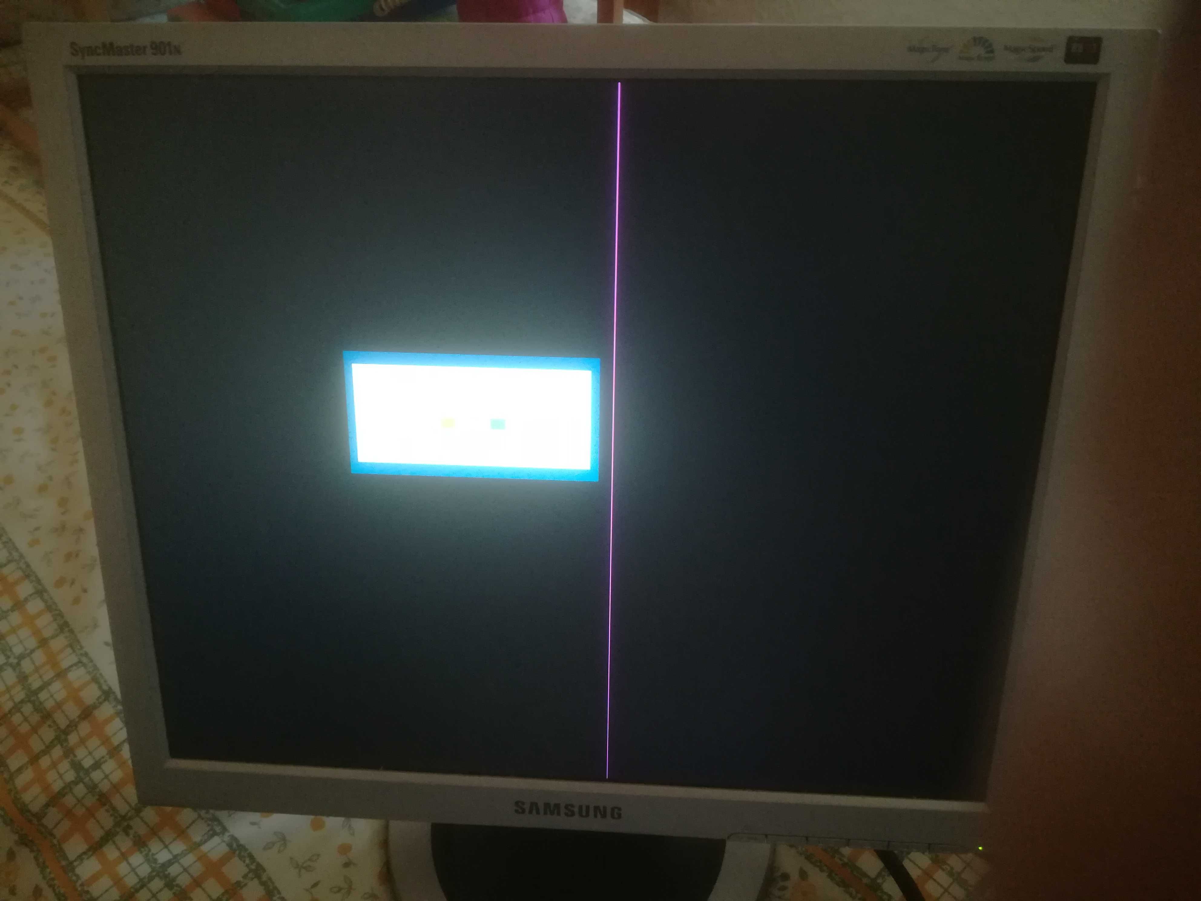 Monitor 19" Samsung SyncMaster 901N.