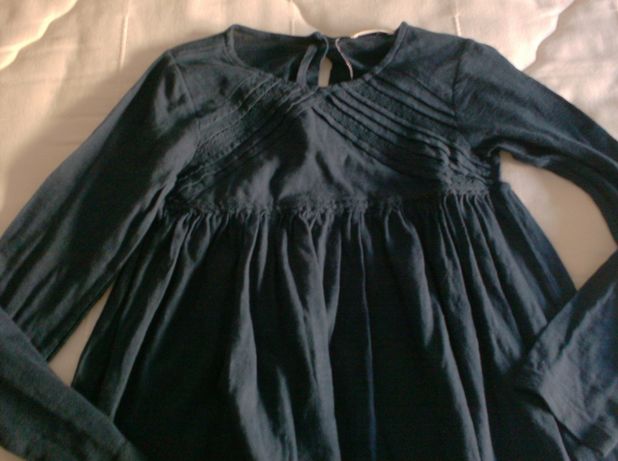 Camisola azul escura, 9-10 anos, como nova