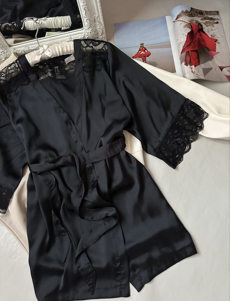 Черный атласный халат с кружевом H&M размер XS-S