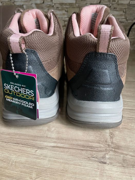 Чоботи жіночі skechers relaxed fit: trego - alpine trail