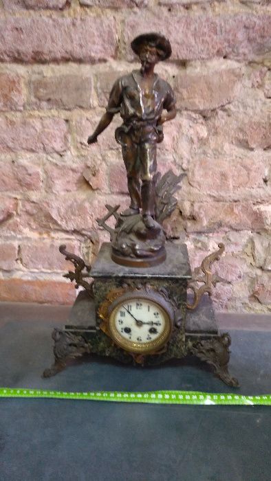 Stylowy zegar francuski