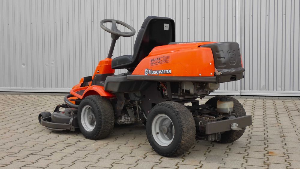 Traktorek kosiarka Husqvarna Rider R175 AWD 4x4 B&S  (260808.4) Baras