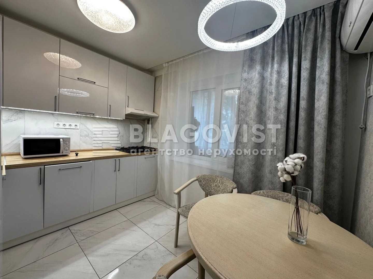 Продаж 2 к квартири вул. Половецька 14 А   Шевченківський