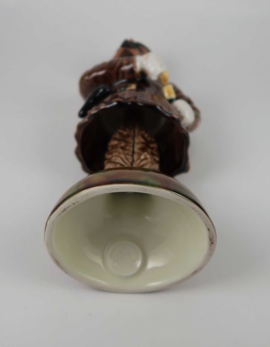 Policia Civil - Figura Movimento - Faiança Caldas Bordallo Pinheiro