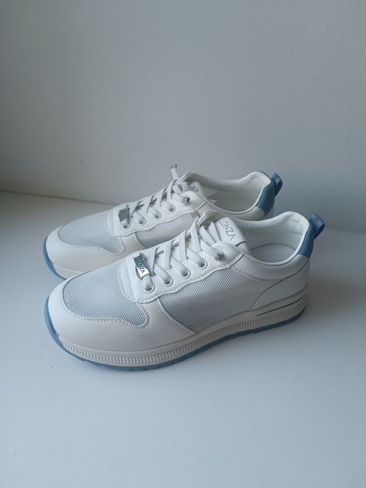 Кросівки Lonza 39р