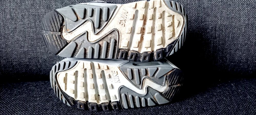 Nike Air Max 90, buty sportowe adidasy, roz. 26