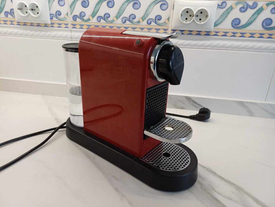 Máquina de Café Nespresso CitiZ