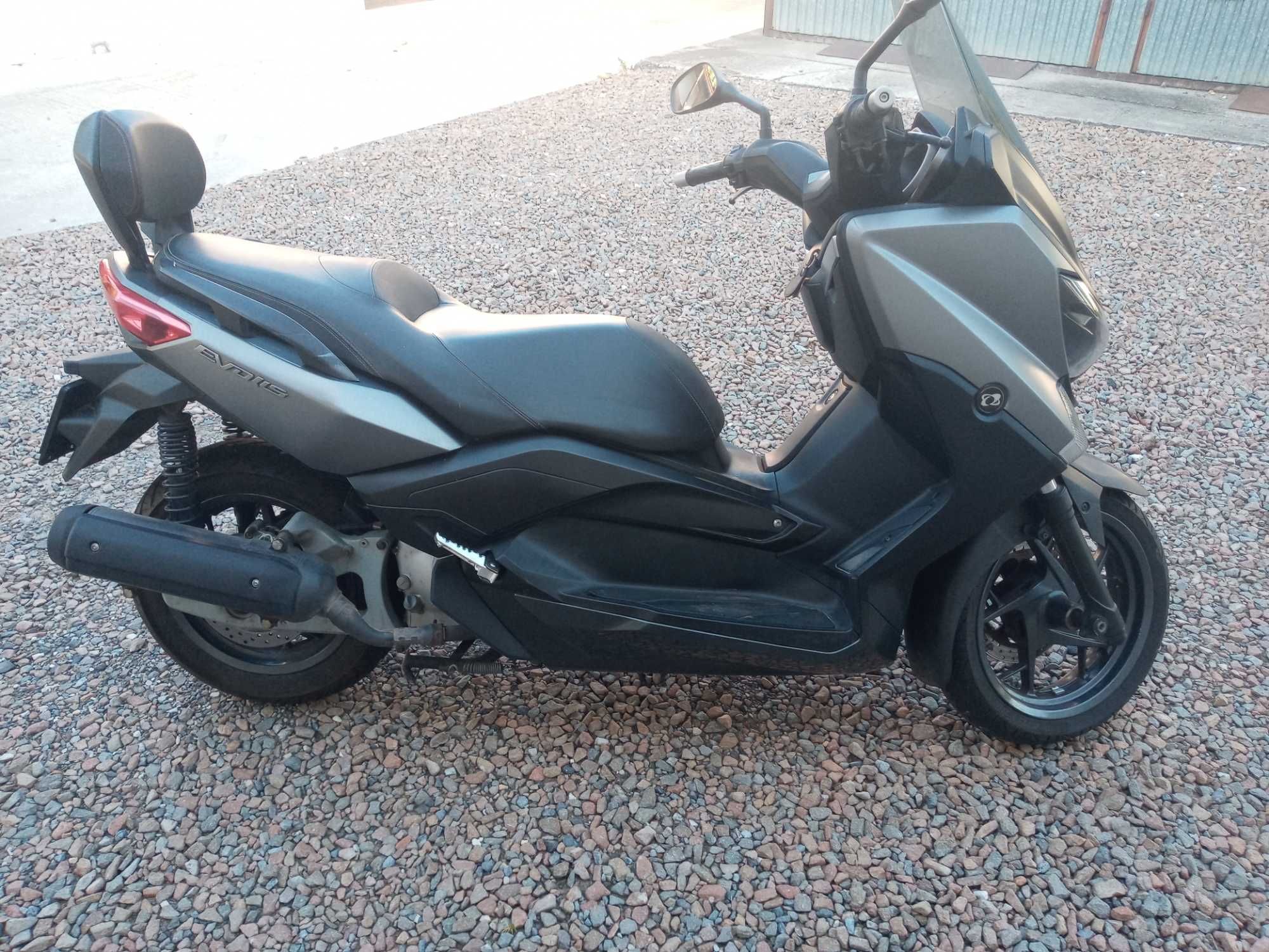 Yamaha x-max125/mbk evolis