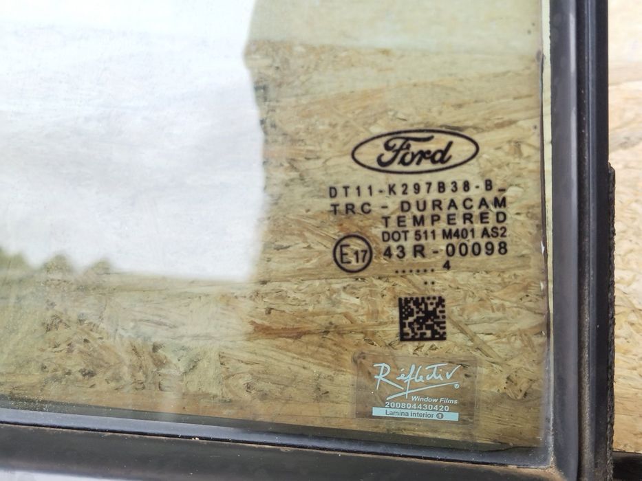 Ford Transit Tourneo Connect MK2 13-21 Стекло двери заднее правое Long