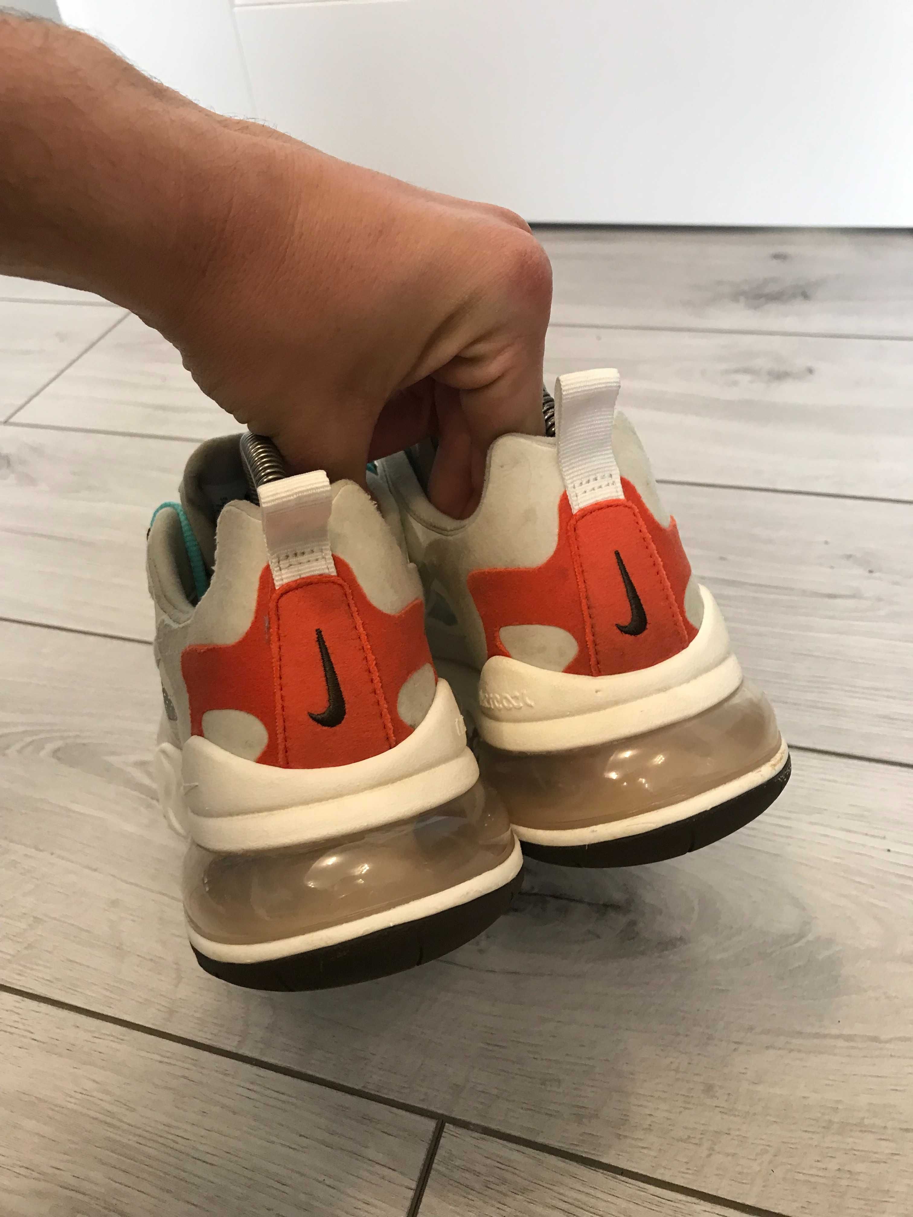Buty Nike Air 270 React rozm. 40 ( sprawne systemy air)