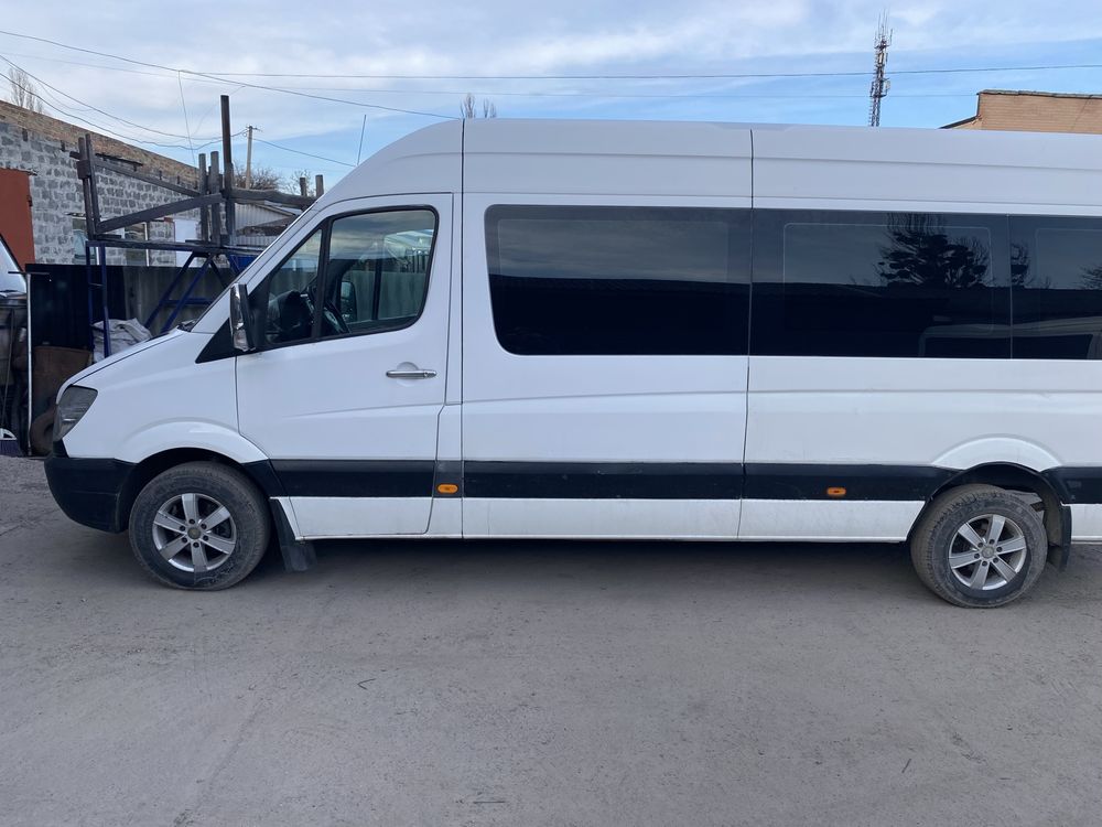 Спринтер 2.2 пасажир 8+1