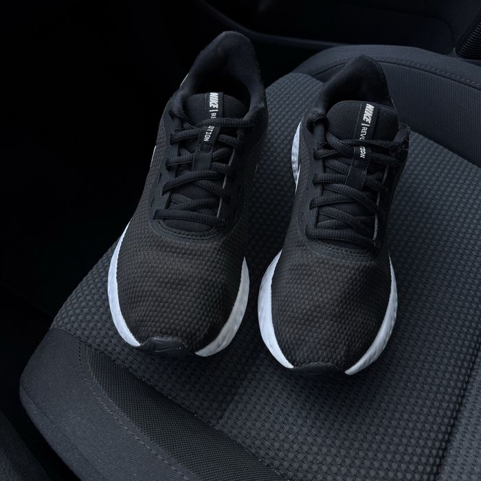 Жіночі кросівки Nike Revolution 6 оригінал