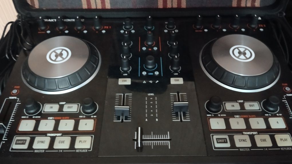 Traktor Kontrol S2 mk2