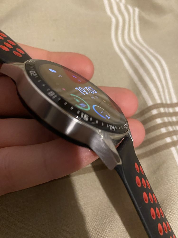 Huawei Watch GT 2 LTN-B19 46 mm srebrny drobne ryski na ekranie