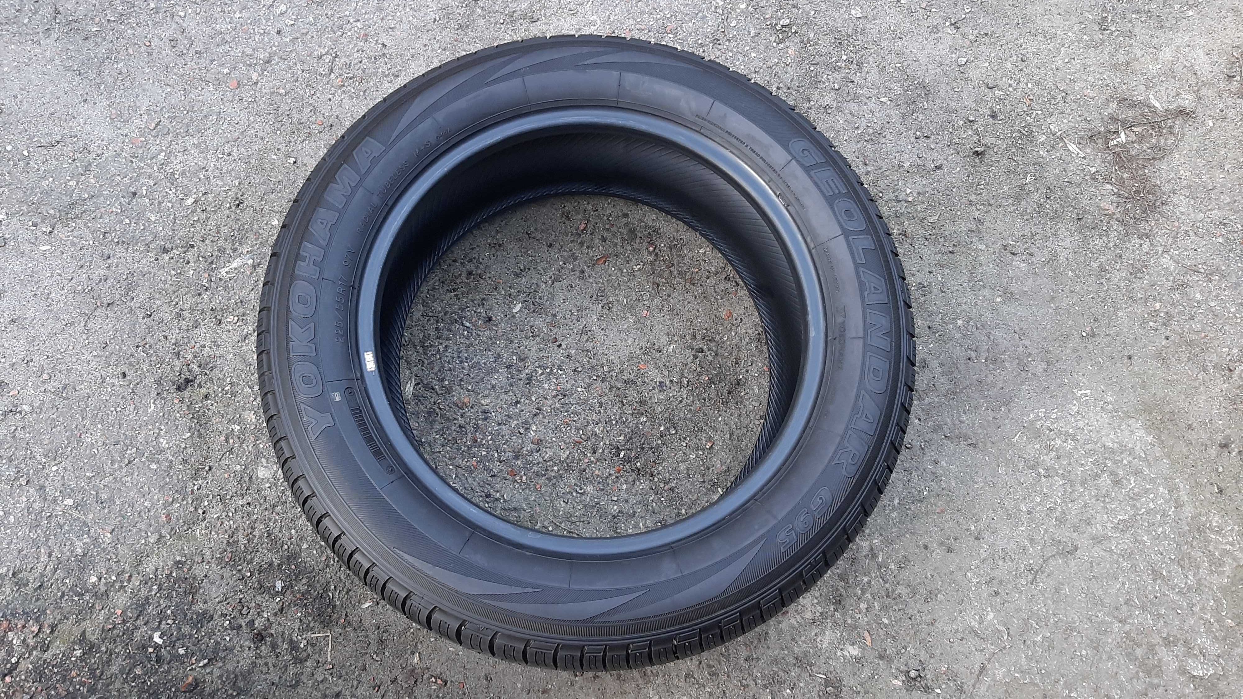 Скат 225/55 R17 Yokohama Geolandar G95