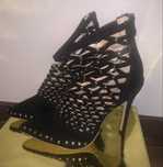 Nowe zamszowe botki 40