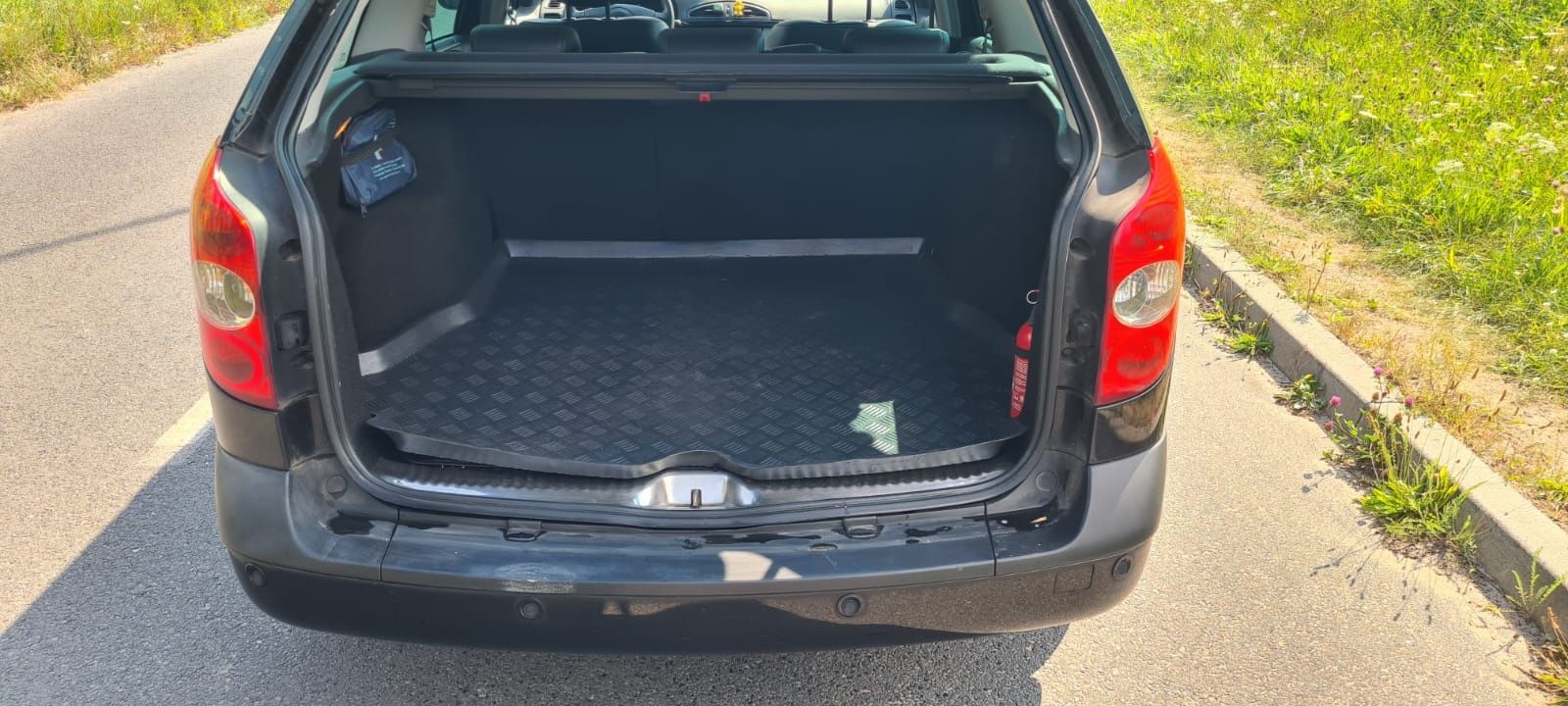 Renault Laguna 1.9 dCi 130KM 2006 rok kombi