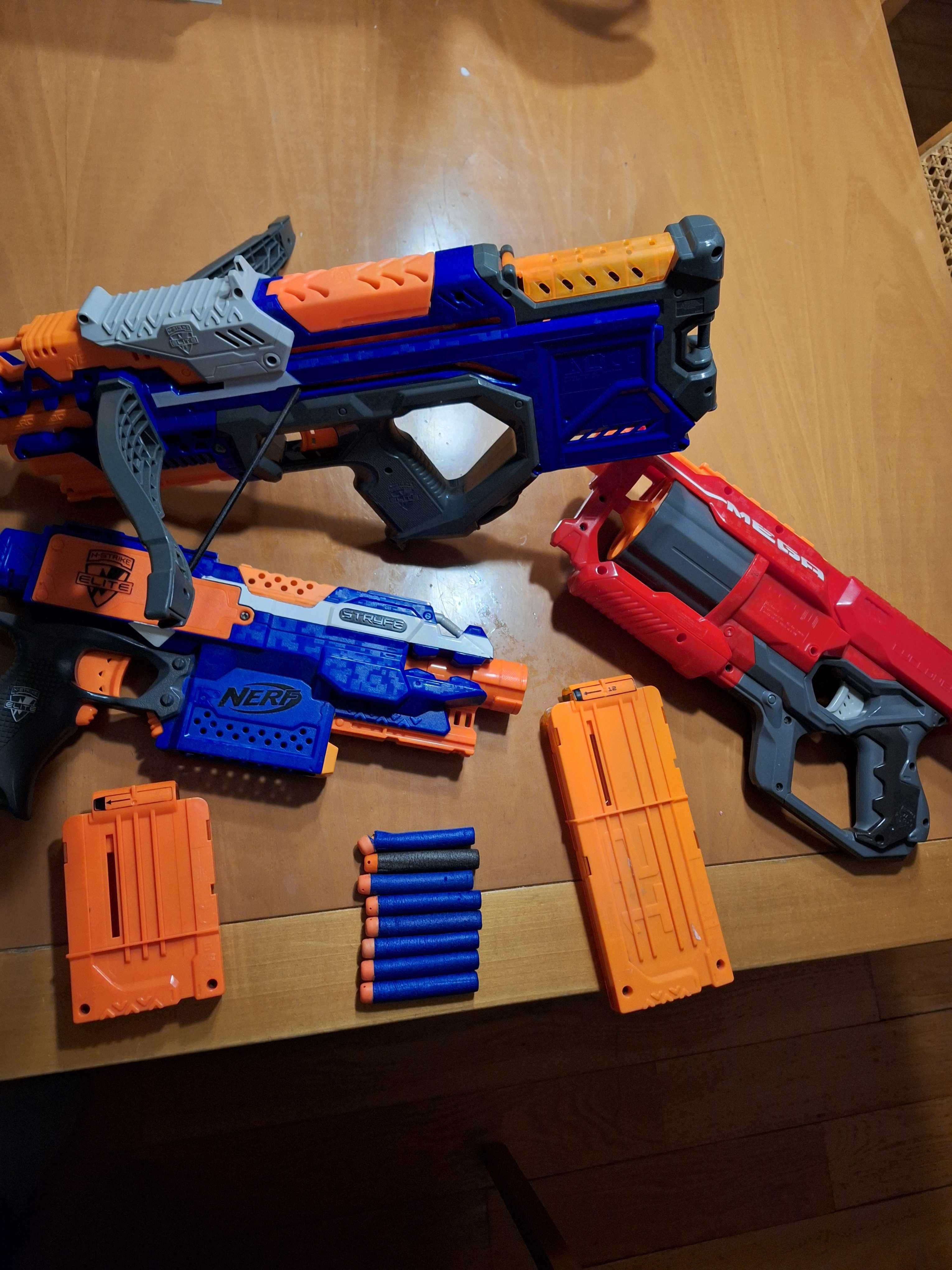 Vendo 3 nerf, muito bom estado