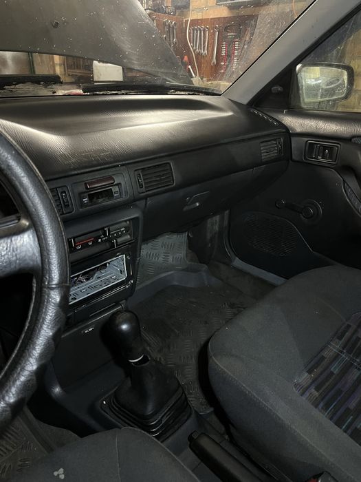 Mazda 323 1996 на ходу сел поехал