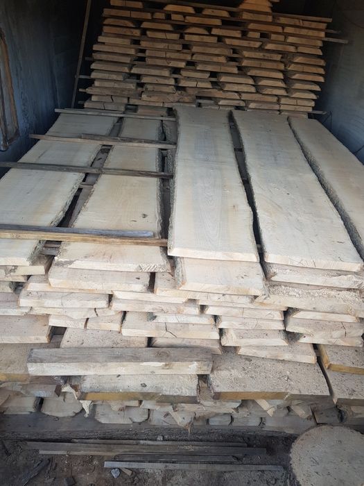 Продам дошку суху столярна ясен, клен, груша, дуб, горіх.