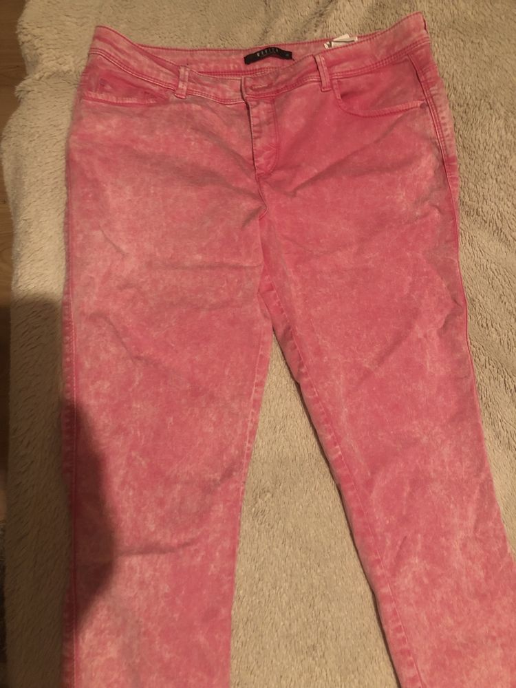 Spodnie damskie różowe Mohito kolekcja