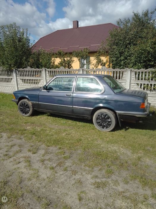 Продається БМВ 318 е21